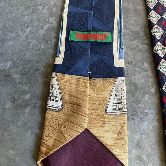 Vintage Tabasco Computer Keyboard Pepper Fest Festival Silk Tie 90s Hot Sauce - Picture 8 of 11